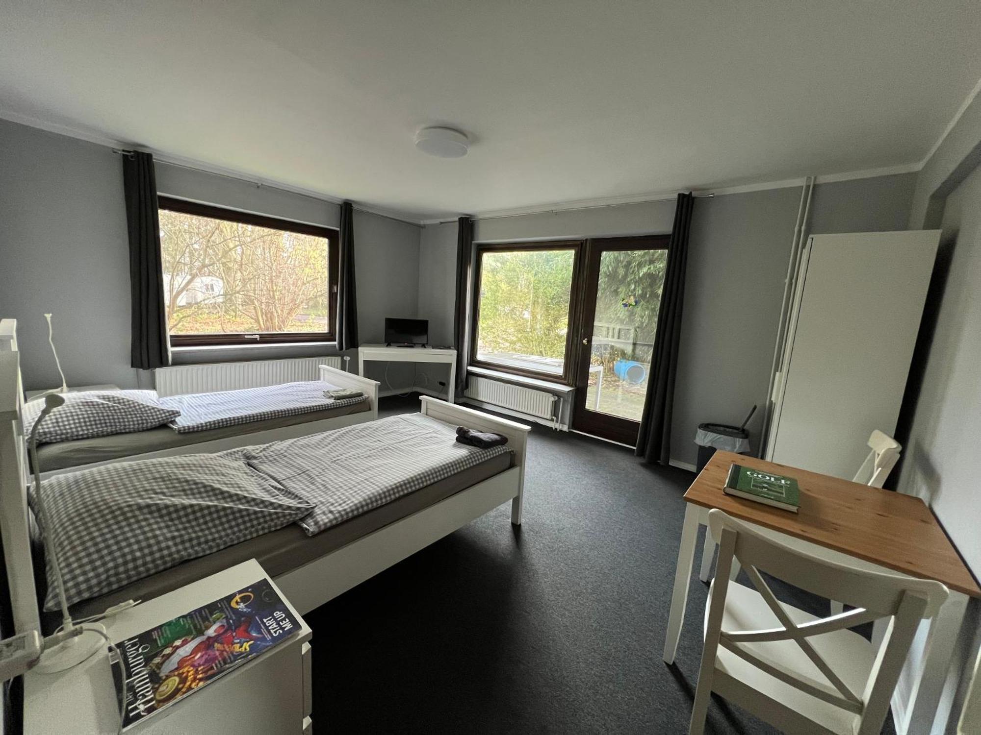 Bett4-You Pinneberg Esterno foto
