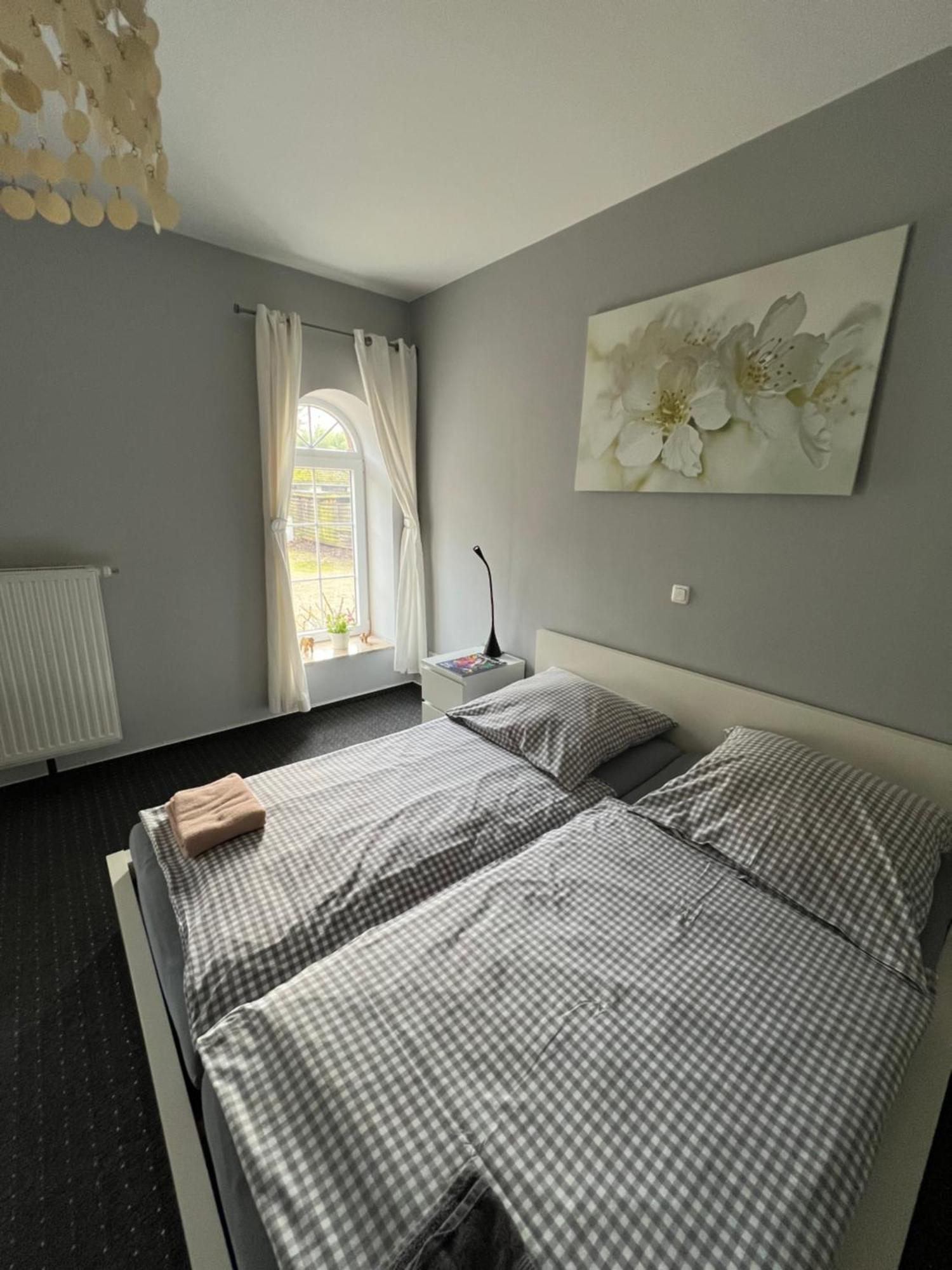 Bett4-You Pinneberg Esterno foto
